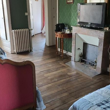 Chateau De La Frogerie Maulevrier Bagian luar foto