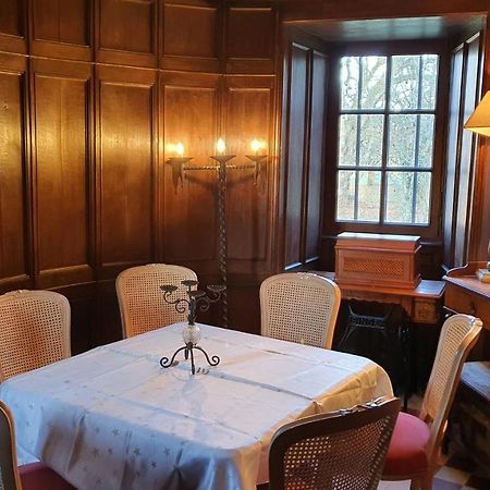 Chateau De La Frogerie Maulevrier Bagian luar foto