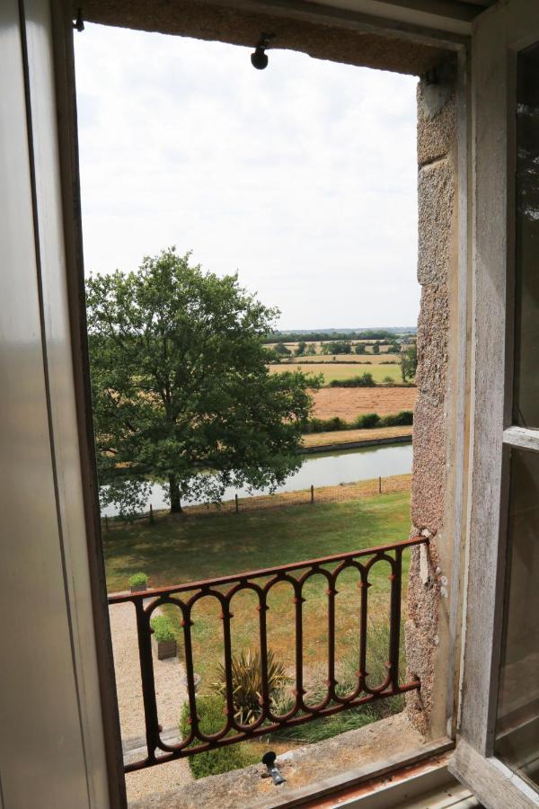 Chateau De La Frogerie Maulevrier Bagian luar foto
