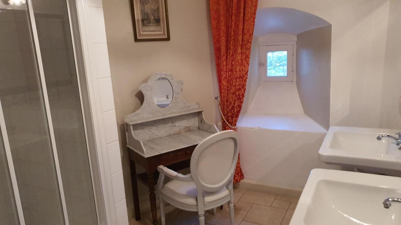 Chateau De La Frogerie Maulevrier Bagian luar foto