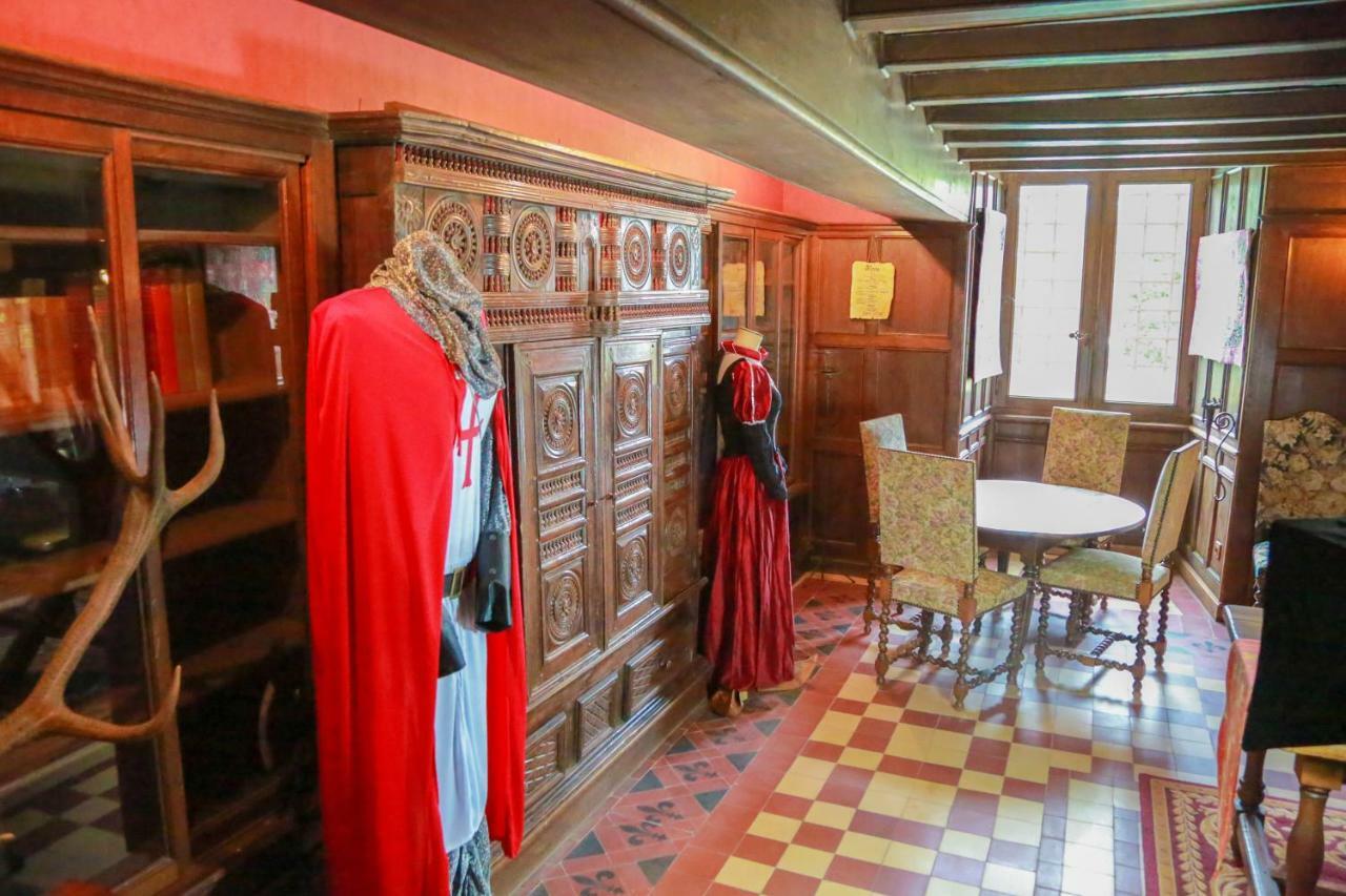 Chateau De La Frogerie Maulevrier Bagian luar foto
